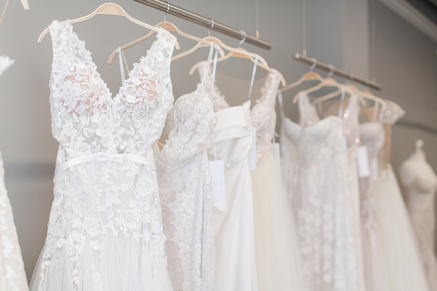 Tips-Choosing-Your-Bridal-Boutique-Jessica-Haley-Bridal-Photo